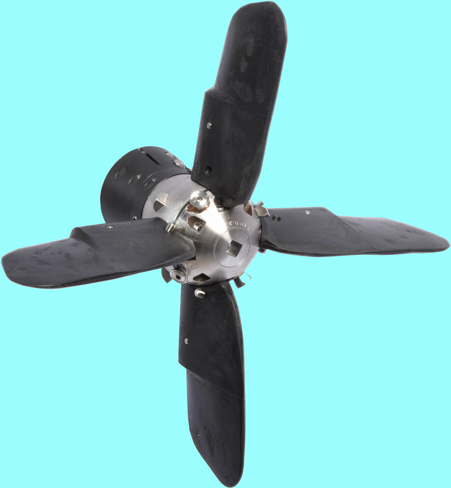 K4 - Four bladed Kiwiprop featherted